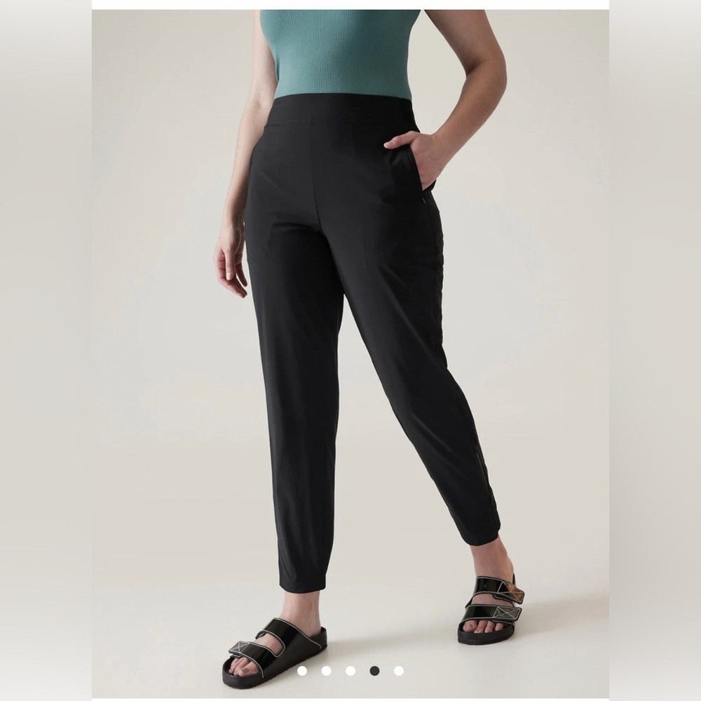 Athleta Brooklyn Heights High Rise Jogger Black Size 12